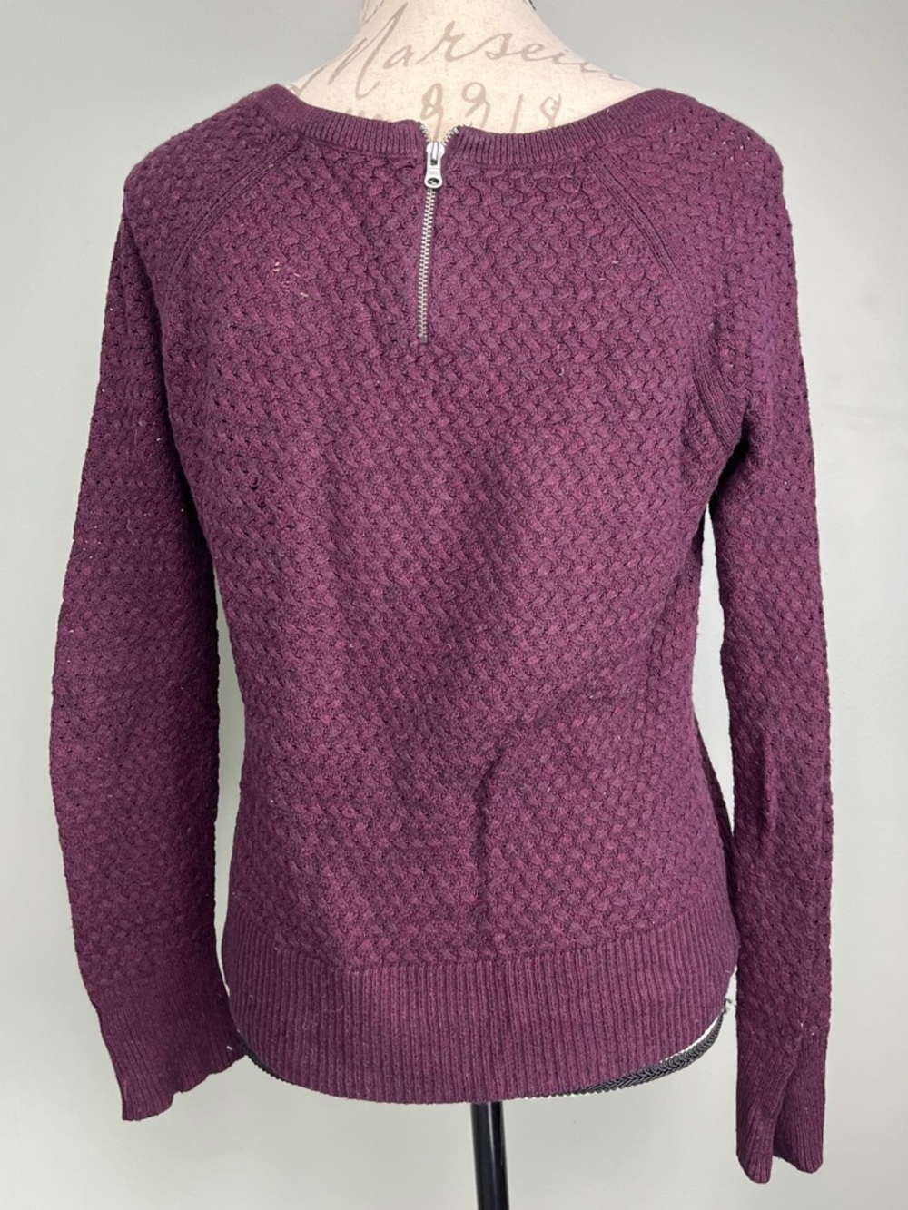 3 Knit Sweaters - Picture 7 of 9